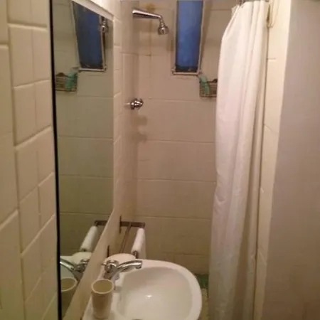 Casina Roma, 2 Min To Piazza Navona Daire *
